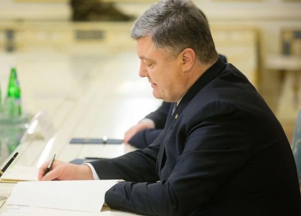 Владелец ROSHEN подписал то, что приняли глупой ночью 274 «мандатюка»
